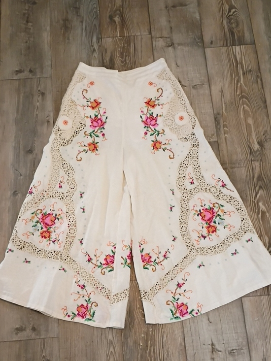 Free People Pants - Free People Wide Leg Embroidered Pants Size 6